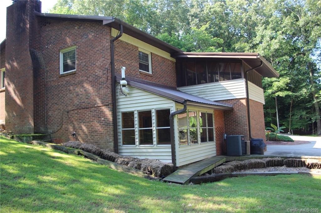 784 Low Bridge Road Iron Station, NC 28080 - Photo 12 of 31 Gallery Image 12