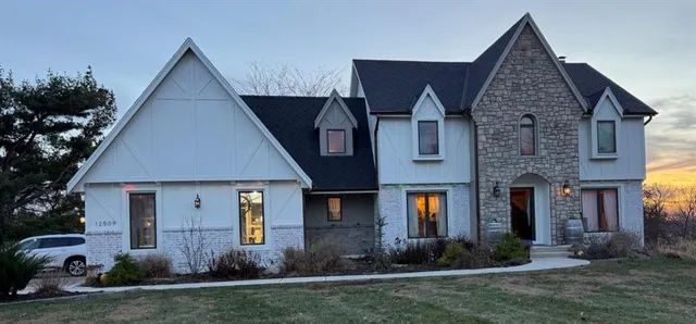 $100,000 | 12509 West 154th Terrace, Overland Park, KS 66221