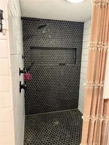 $100,000 | 12509 West 154th Terrace, Overland Park, KS 66221