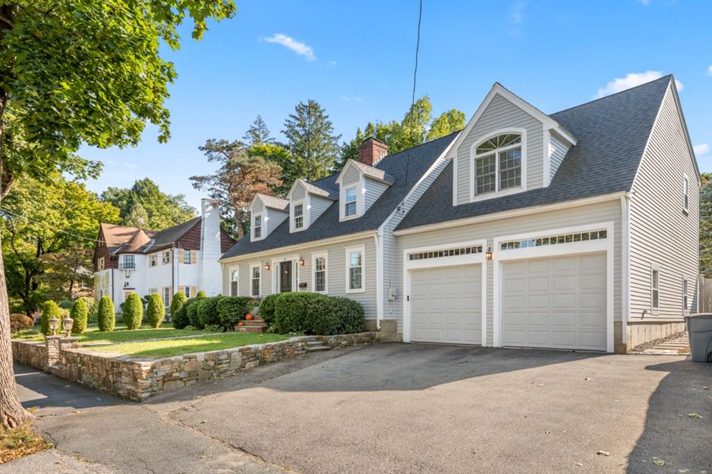 12 Whittlesey Road Newton, MA 02459 - Photo 3 of 32 Gallery Image 3