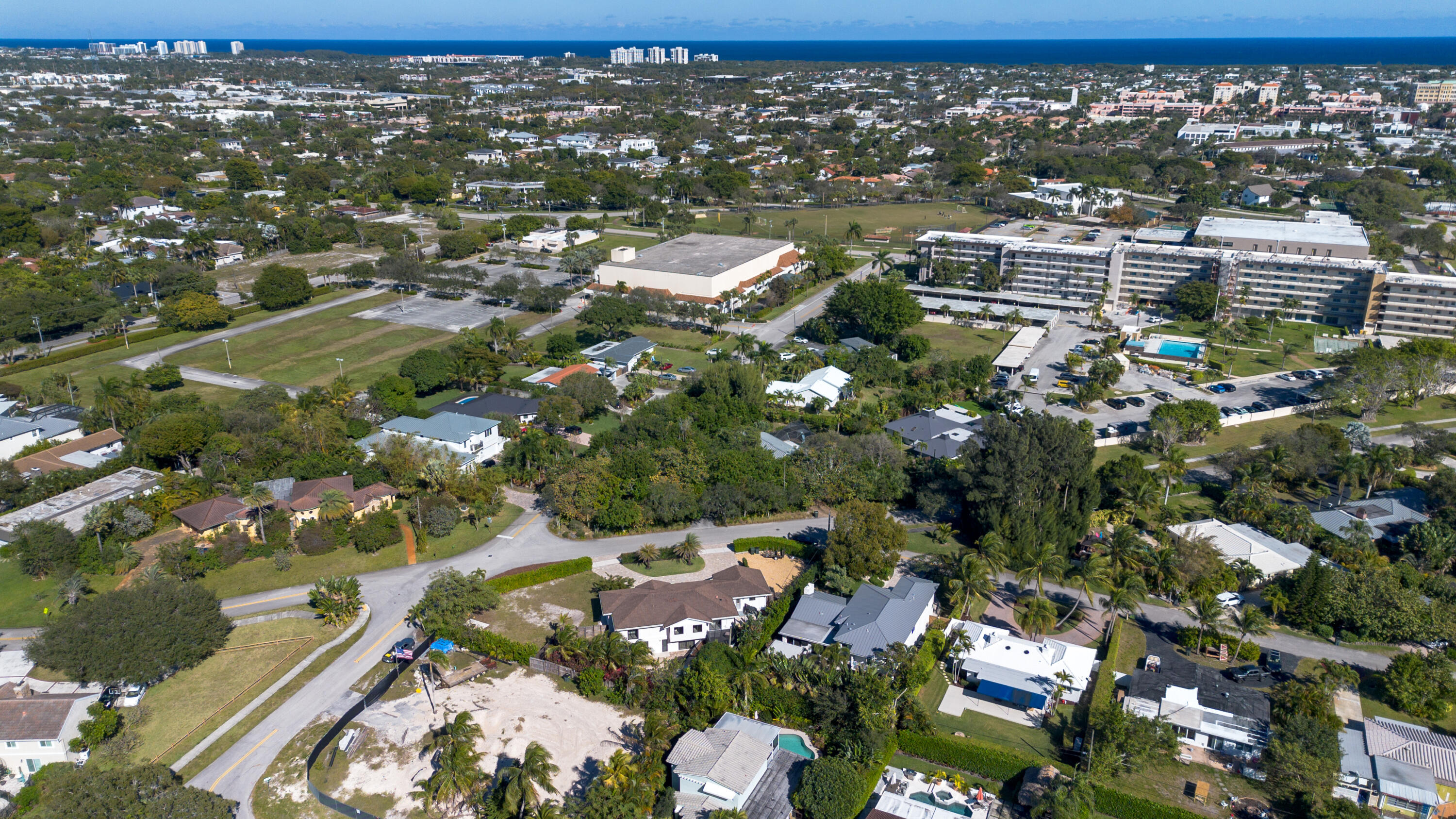 501 High Street Boca Raton, FL 33432 - Photo 25 of 27 an aerial view of residential houses with outdoor space