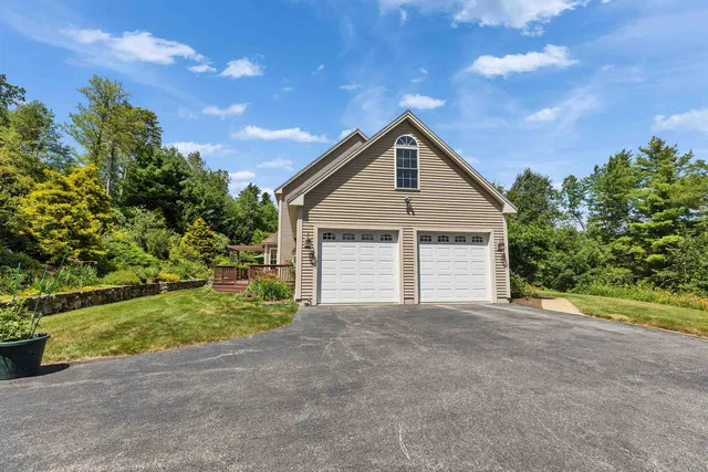 $775,000 | 175 Hadley Road, Jaffrey, NH 03452