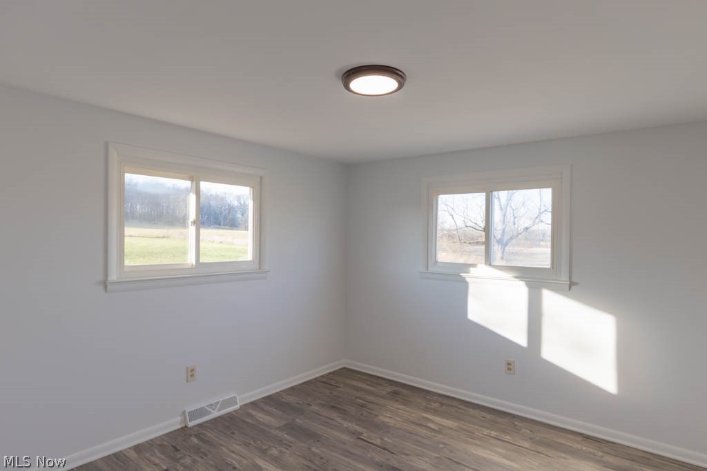 14744 Franchester Road Burbank, OH 44214 - Photo 14 of 21 Bedroom 3