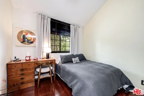 $829,000 | 4420 Tujunga Avenue, Unit 2, North Hollywood, CA 91602
