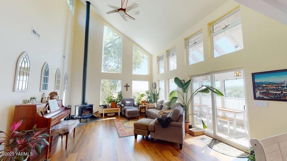 14751 Cottonwood Canyon Road Yakima, WA 98908 - Photo 2 of 53 a living room with furniture large window and wooden floor