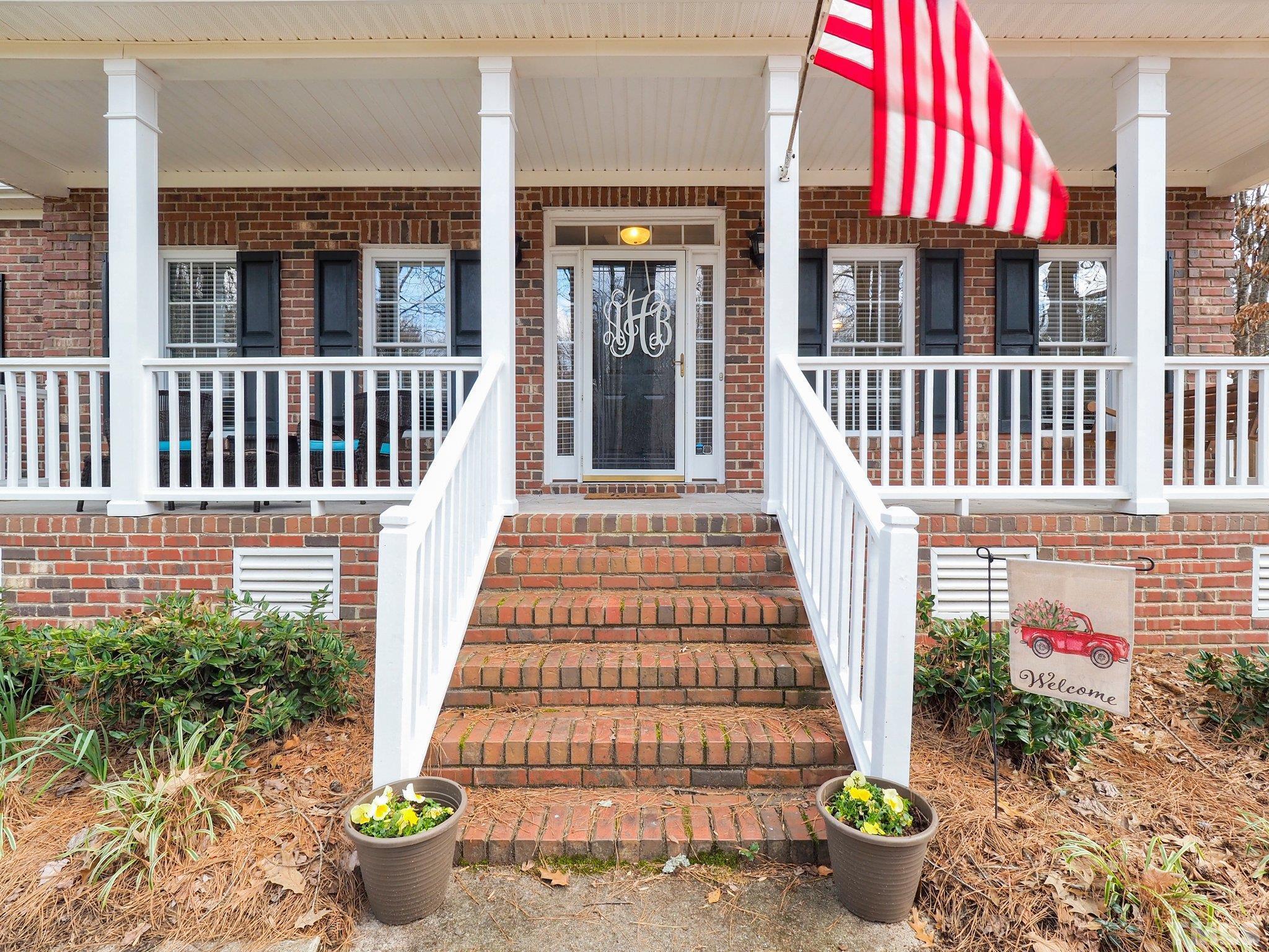 4412 Black Lion Way Raleigh, NC 27610 - Photo 5 of 32 a front view of a house