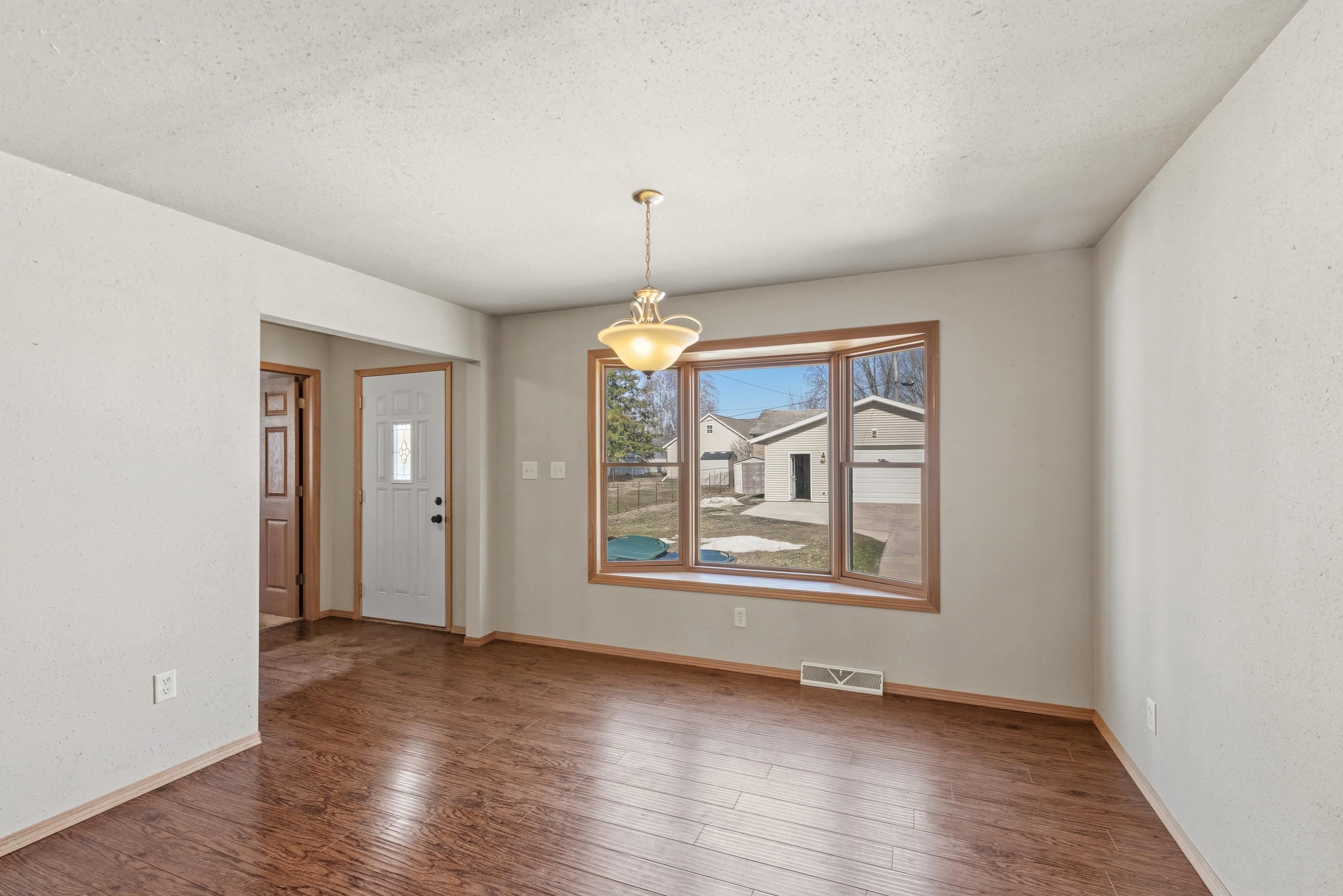 202 Hamilton Street Beaver Dam, WI 53916 - Photo 13 of 29