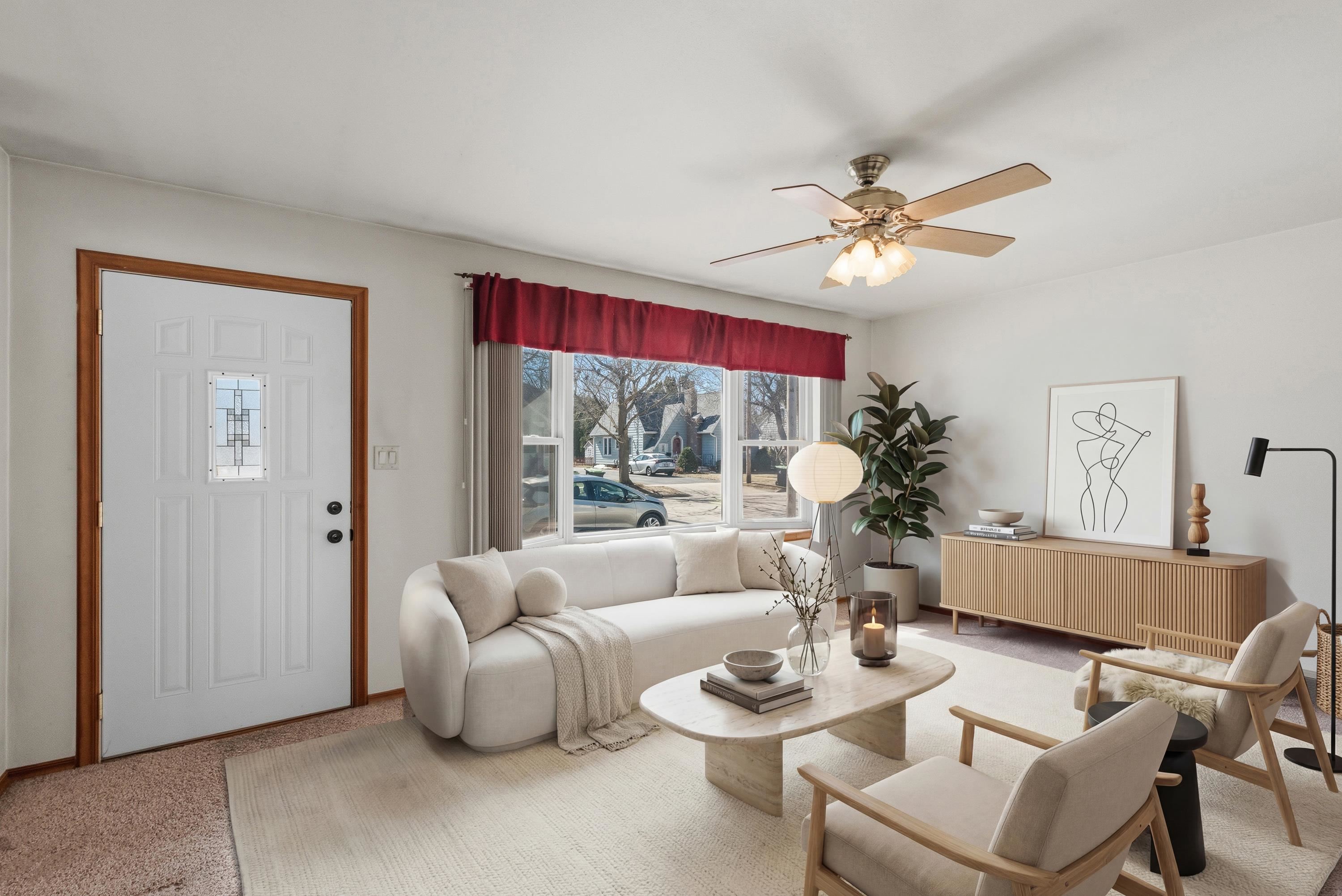 202 Hamilton Street Beaver Dam, WI 53916 - Photo 4 of 29