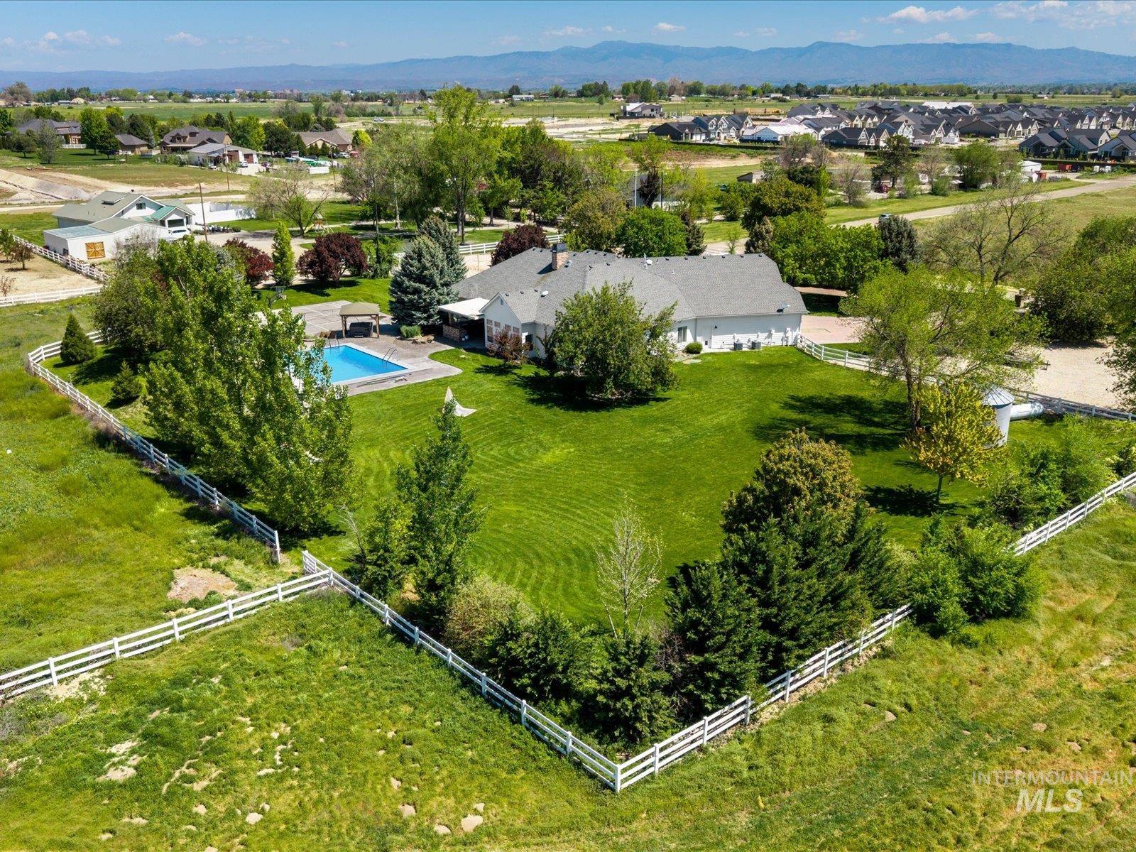 6255 Tarrega Lane Meridian, ID 83642 - Photo 11 of 50