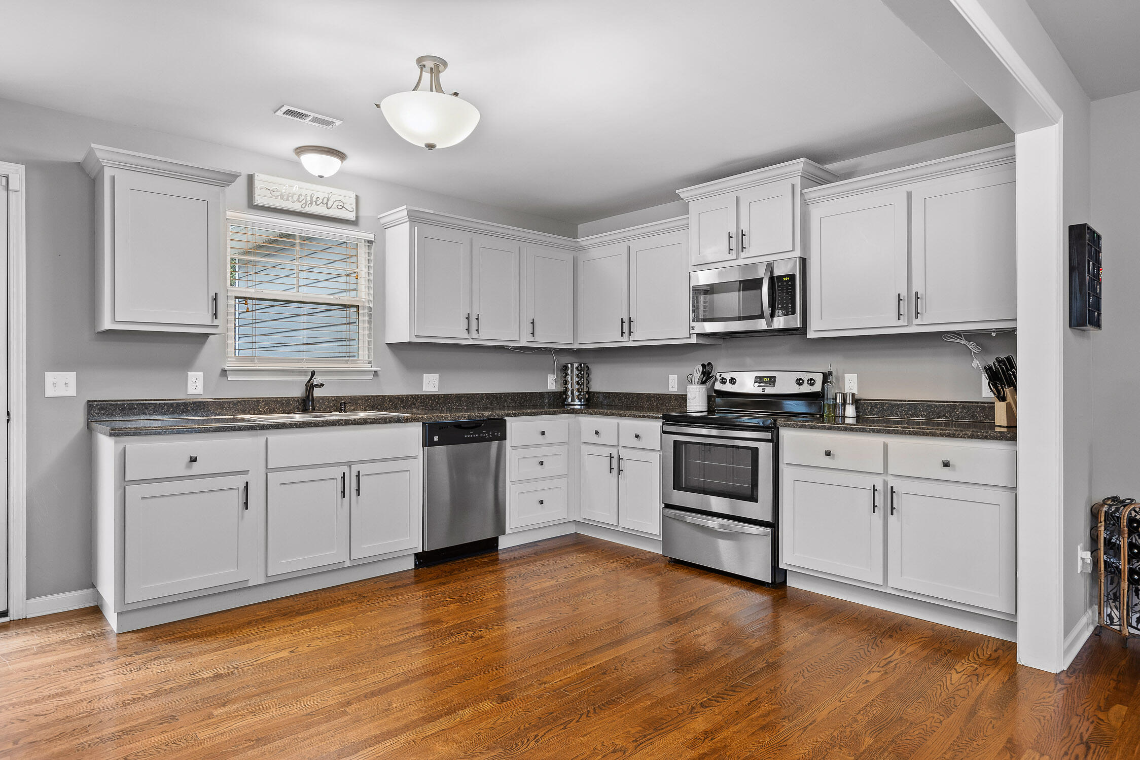 7254 Noah Reid Road Chattanooga, TN 37421 - Photo 3 of 24 Noah-14