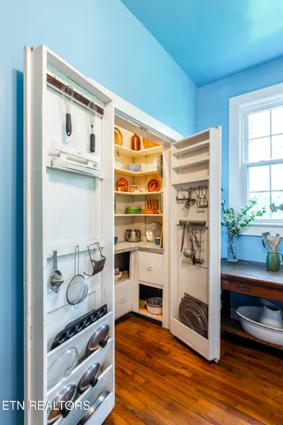 $575,000 | 502 Middlesboro Road, La Follette, TN 37766