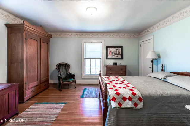 $575,000 | 502 Middlesboro Road, La Follette, TN 37766