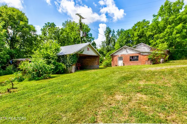 $540,000 | 502 Middlesboro Road, La Follette, TN 37766