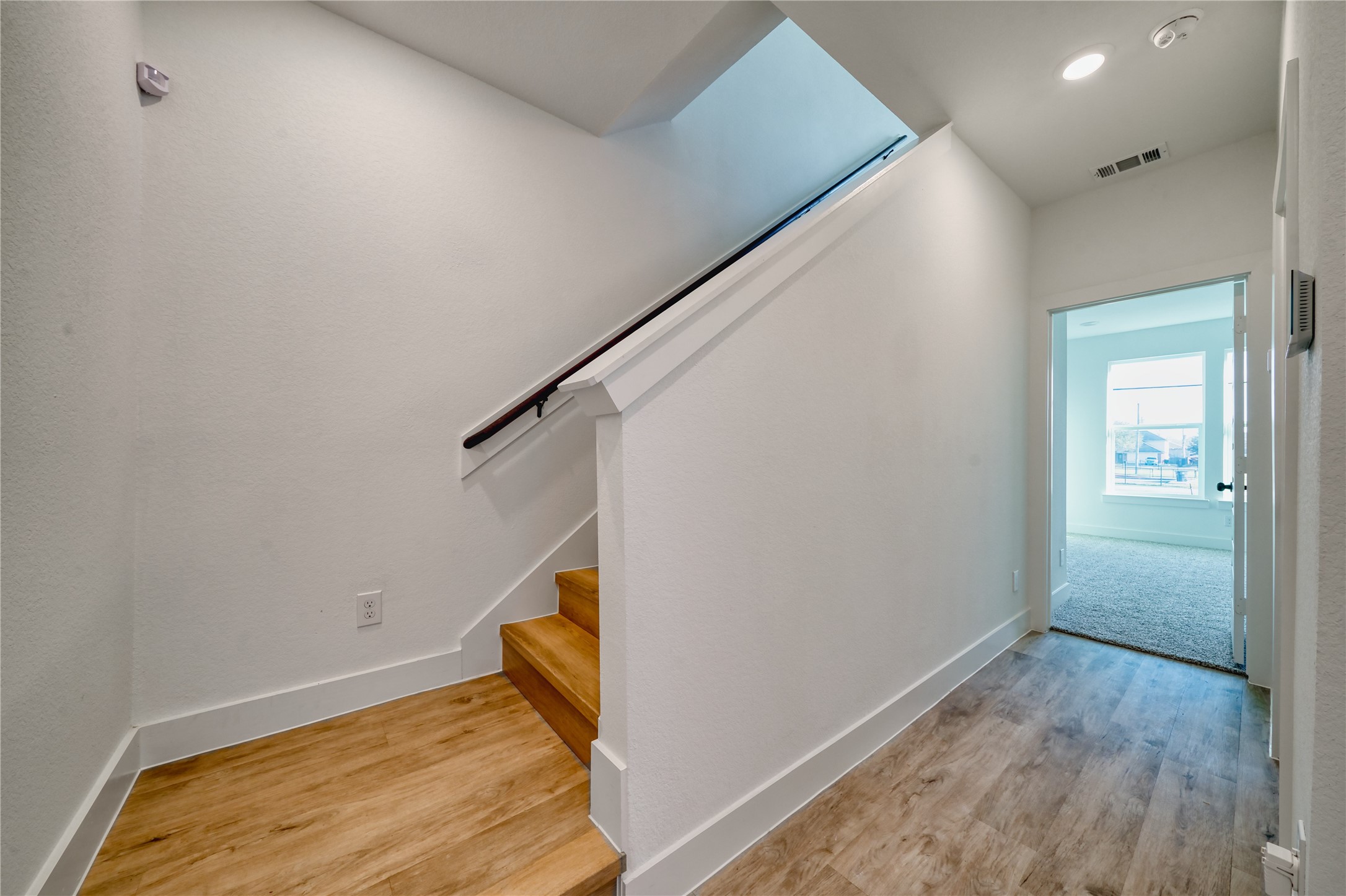 5324 Rue Street Houston, TX 77033 - Photo 17 of 28