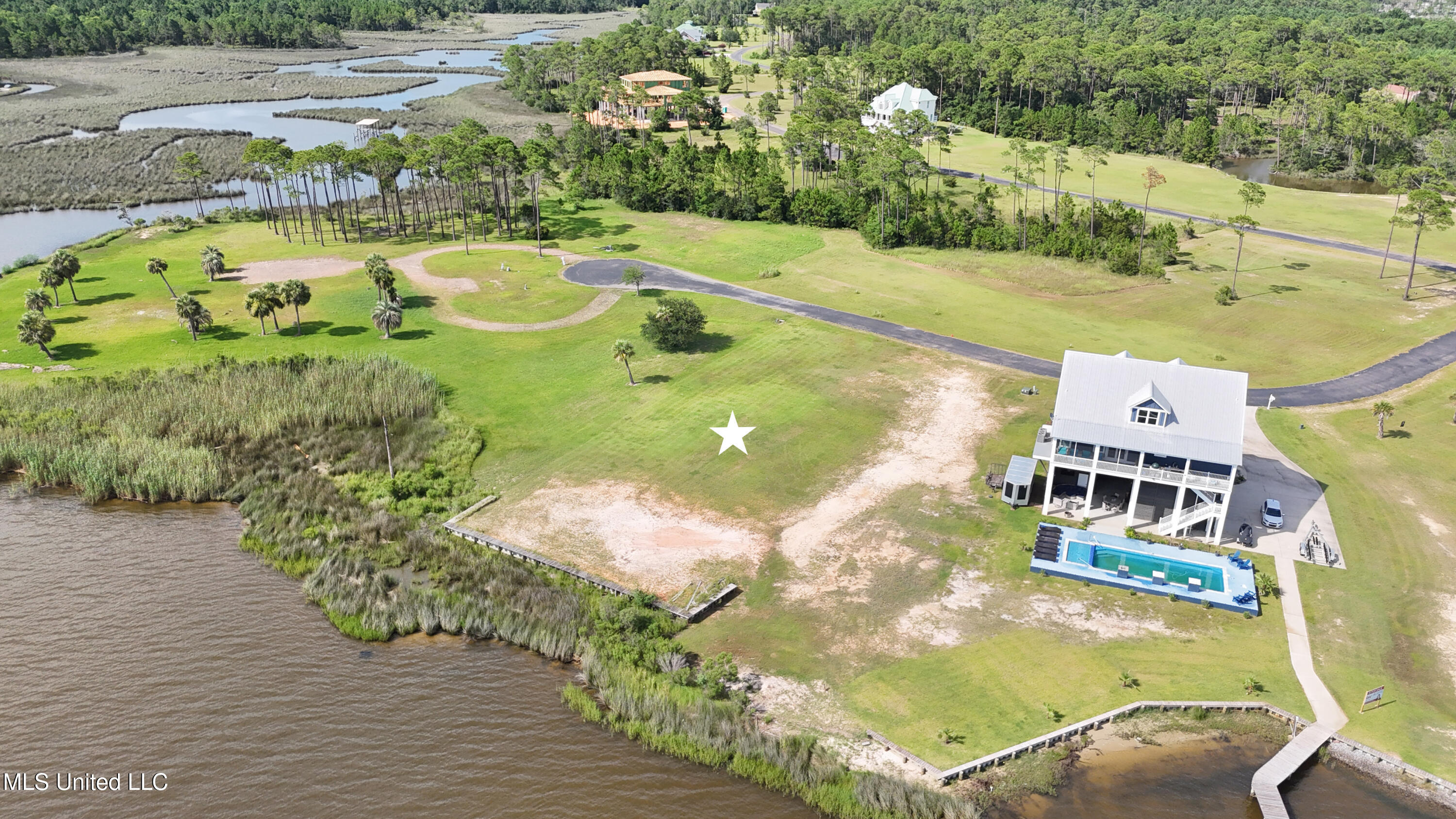 0 Branigar, Unit 18 Biloxi, MS 39532 - Photo 8 of 10 006