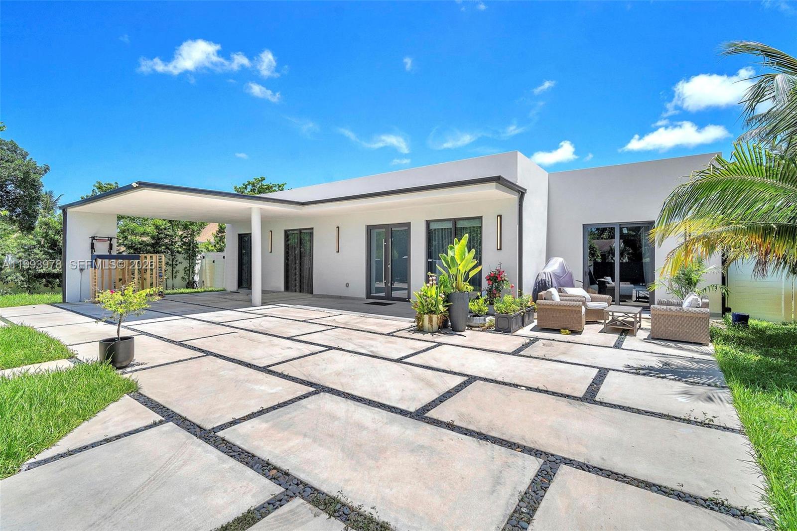 46 Northeast 162nd Street Miami, FL 33162 - Photo 42 of 44