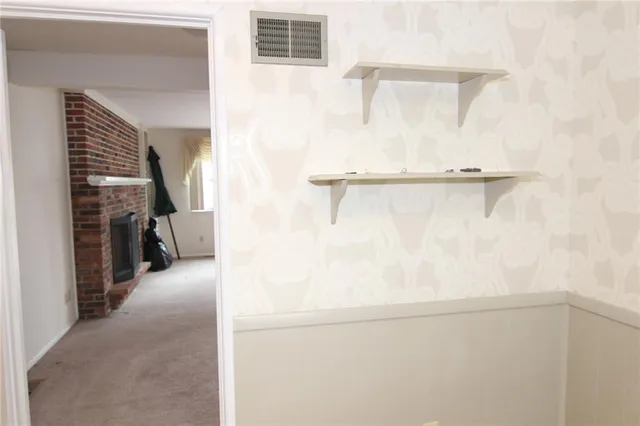 $229,950 | 10003 West 95th Street, Overland Park, KS 66212