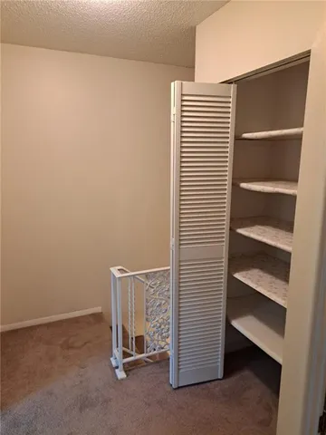 $229,950 | 10003 West 95th Street, Overland Park, KS 66212