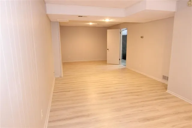 $229,950 | 10003 West 95th Street, Overland Park, KS 66212