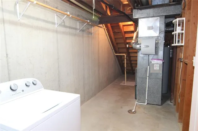 $229,950 | 10003 West 95th Street, Overland Park, KS 66212