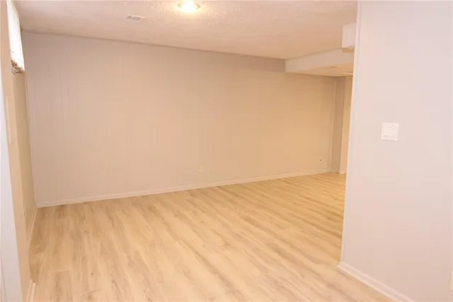 $229,950 | 10003 West 95th Street, Overland Park, KS 66212