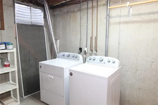 $229,950 | 10003 West 95th Street, Overland Park, KS 66212