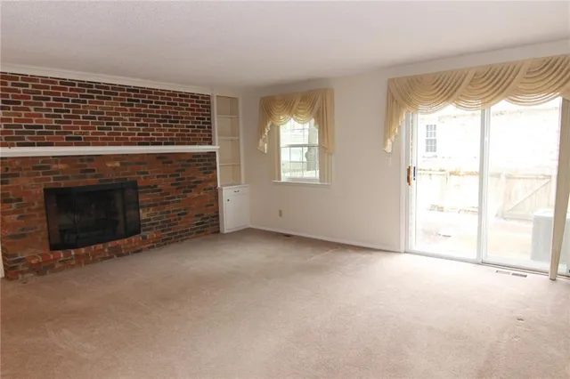 $229,950 | 10003 West 95th Street, Overland Park, KS 66212