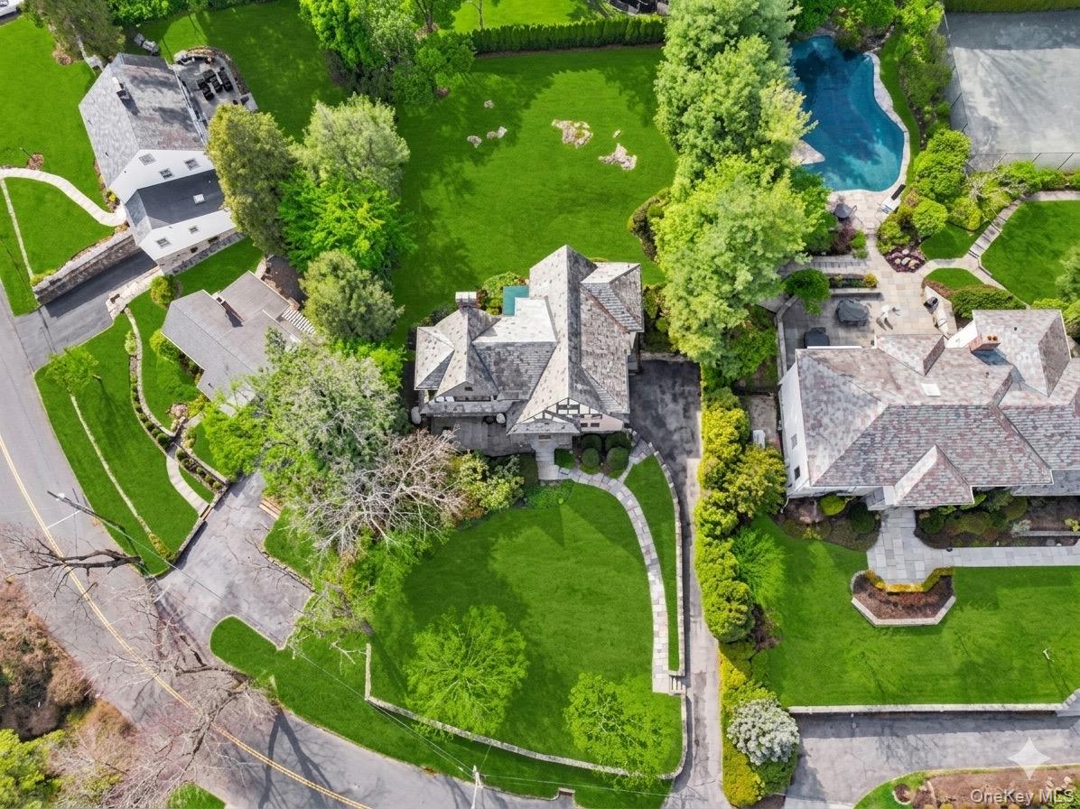 44 Fenimore Road New Rochelle, NY 10804 - Photo 41 of 46 an aerial view of a house