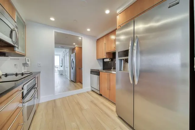 $830,000 | 6365 Collins Avenue, Unit 2406, Miami Beach, FL 33141