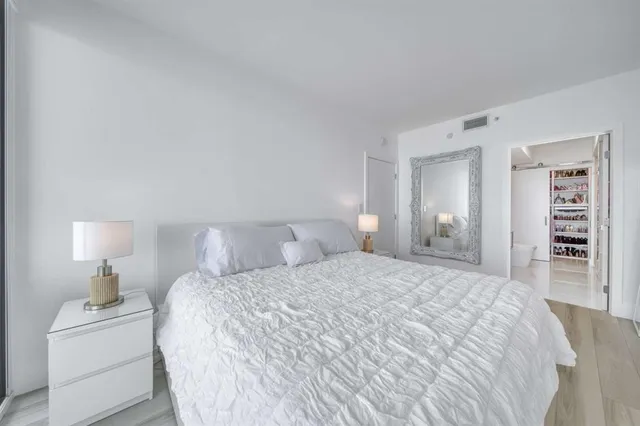 $830,000 | 6365 Collins Avenue, Unit 2406, Miami Beach, FL 33141