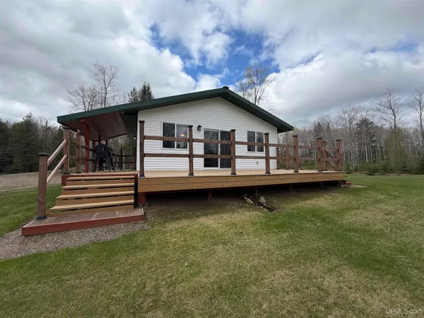 $76,000 | 5851 Beauchamp Road, Foster City, MI 49834