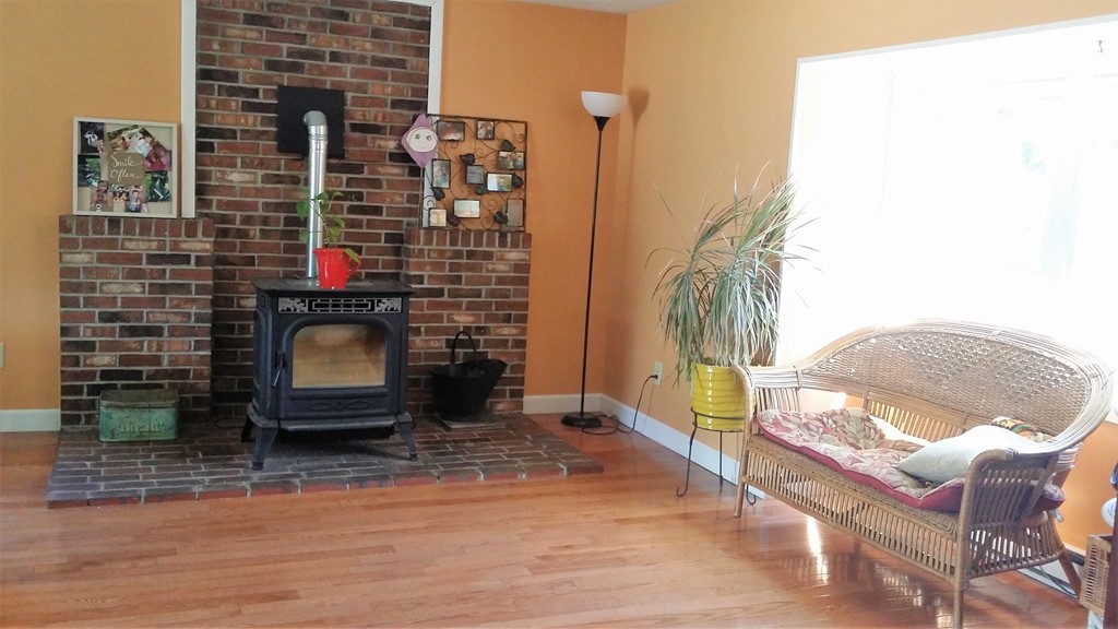 220 Michael Sears Road Belchertown, MA 01007 - Photo 8 of 27 Gallery Image 8