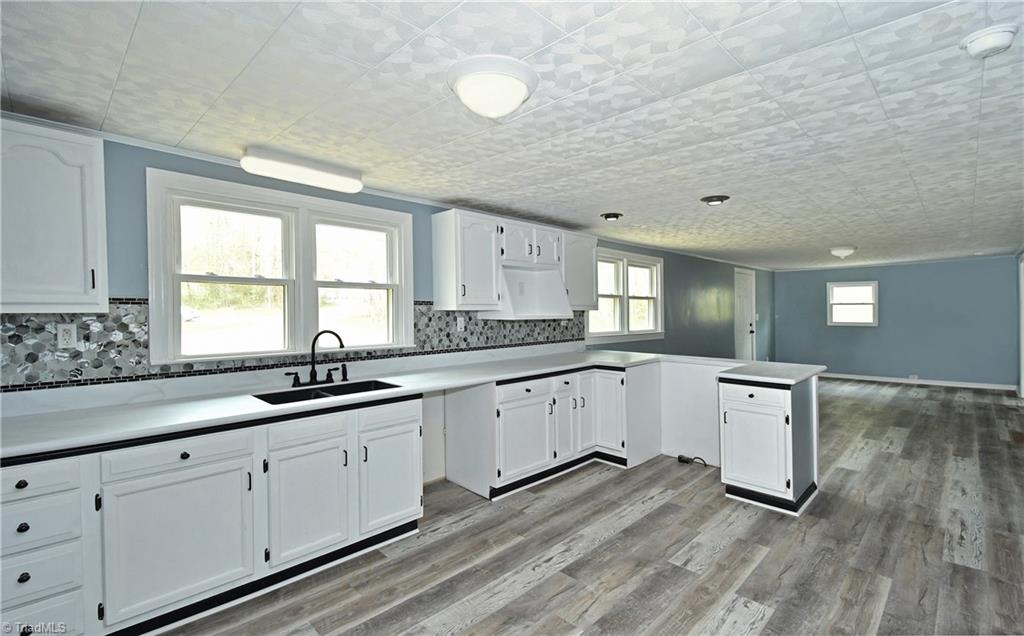 140 Overbrook Road Salisbury, NC 28147 - Photo 5 of 27 Kitchen