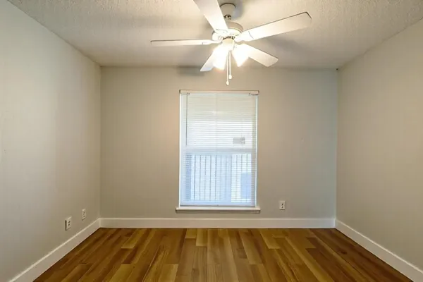 $118,900 | 5522 Boca Raton Boulevard, Unit 404, Fort Worth, TX 76112