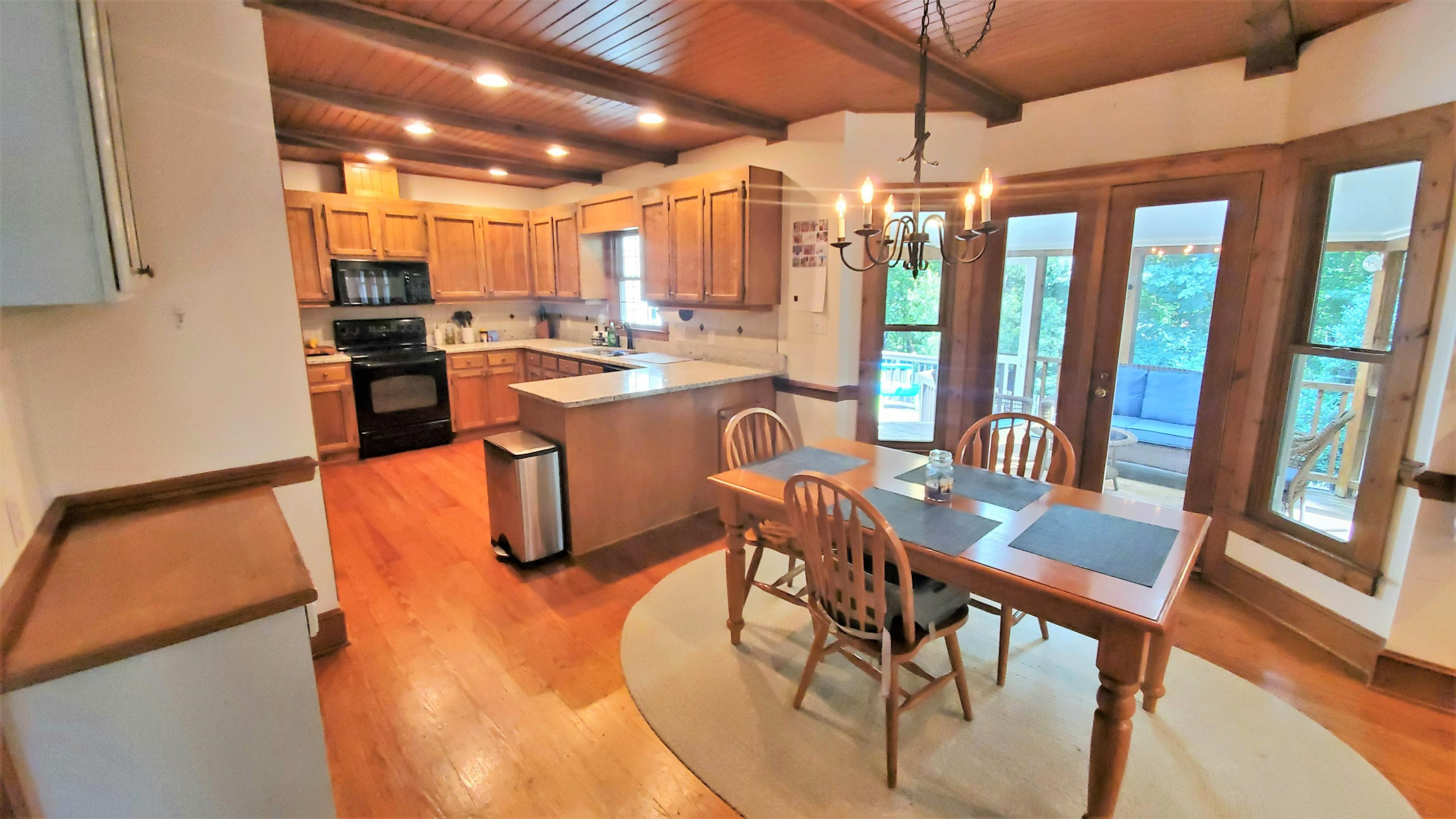 Large Breakfast area