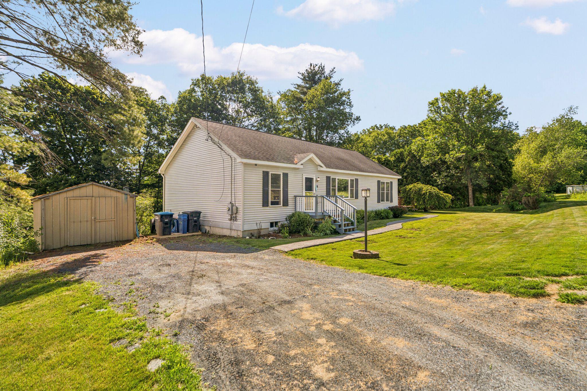 104 Holt Street Springfield, VT 05156 - Photo 32 of 38