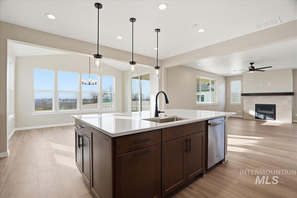 1217 Stirling Meadows Court Middleton, ID 83644 - Photo 9 of 41