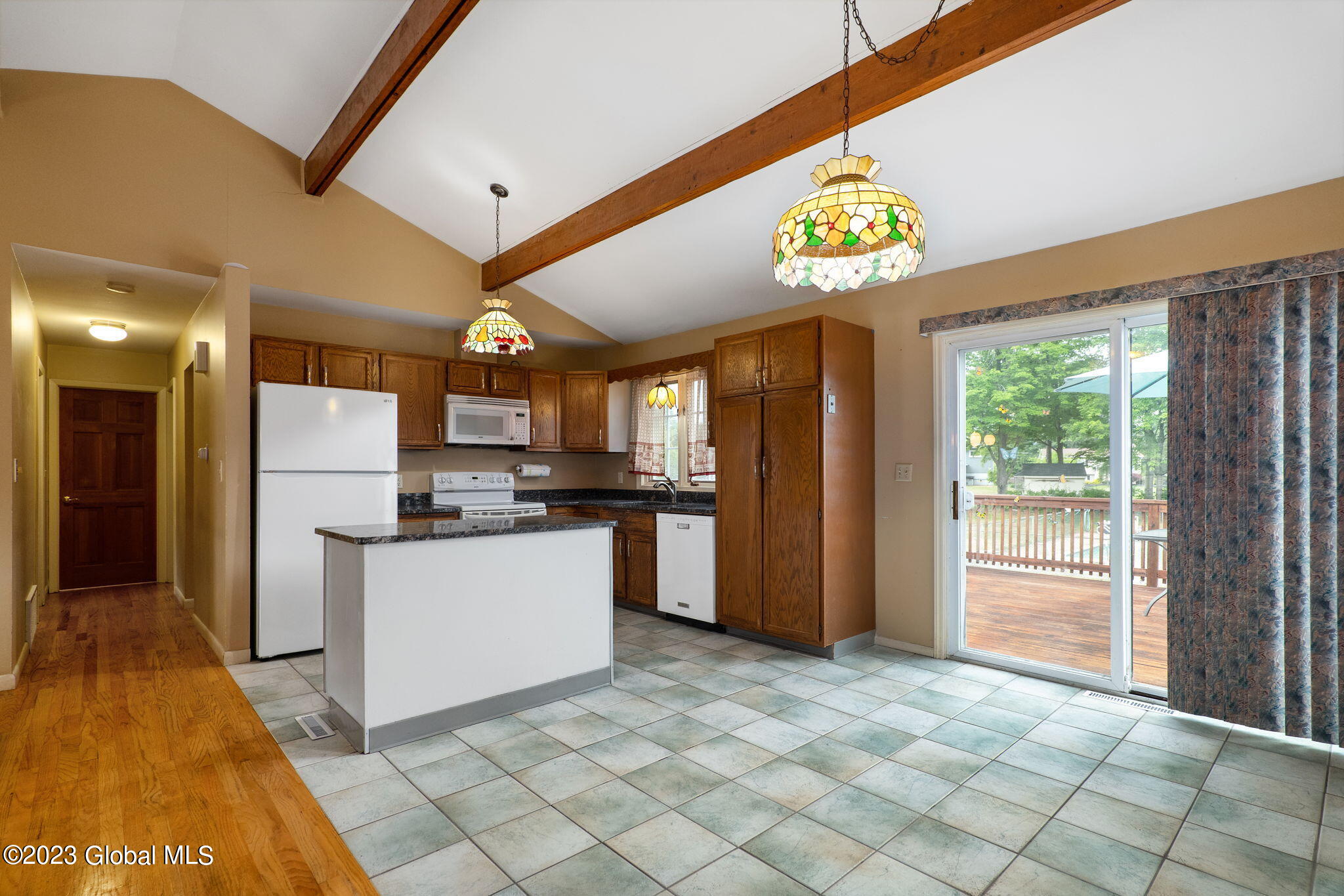 89 Rapple Drive Colonie, NY 12205 - Photo 11 of 37 7-web-or-mls-89RappleDr_07