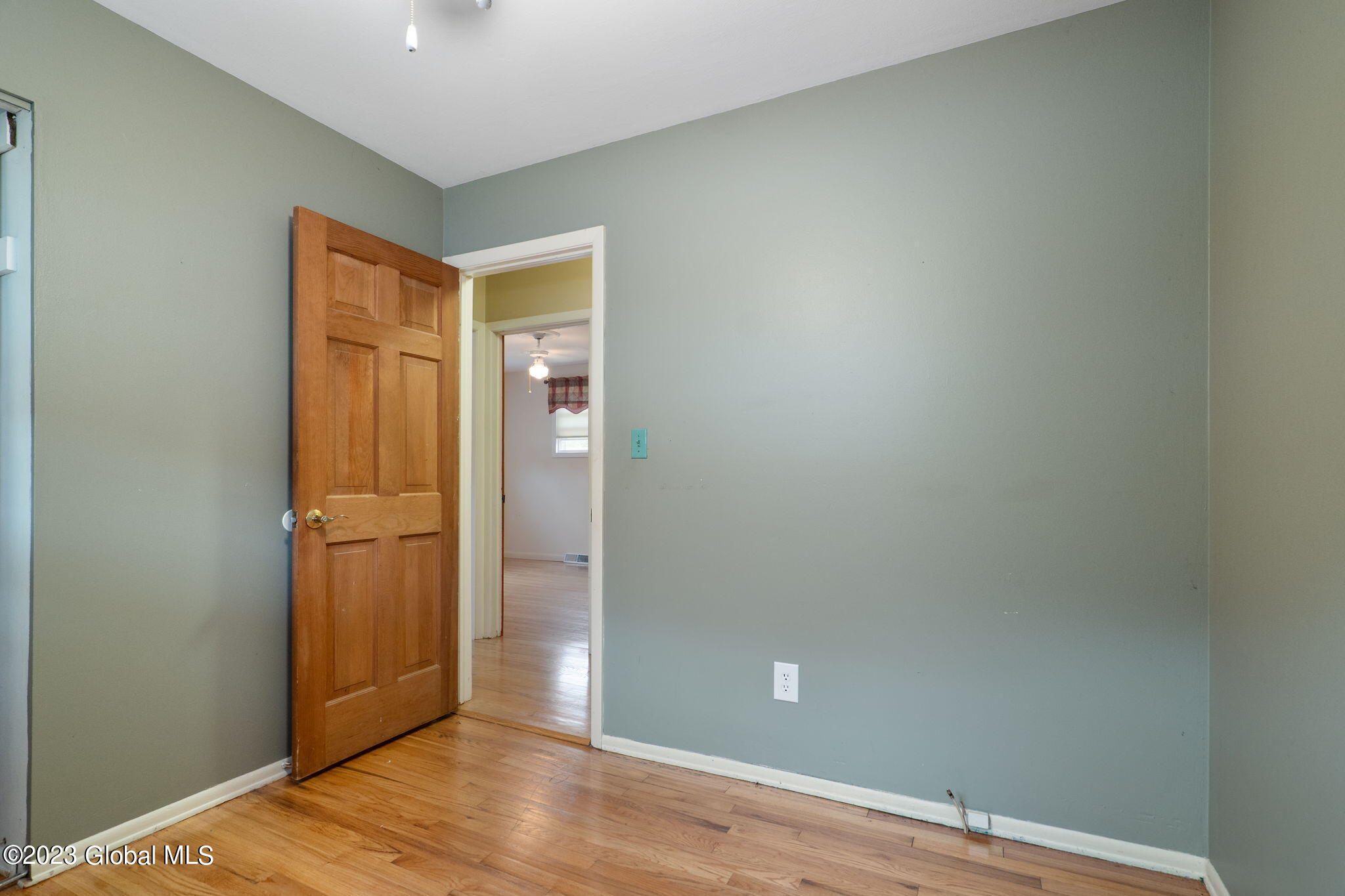 89 Rapple Drive Colonie, NY 12205 - Photo 18 of 37 16-web-or-mls-89RappleDr_16