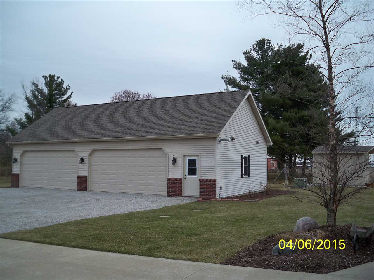 4210 North County Line Road East Huntertown, IN 46748 - Photo 3 of 30