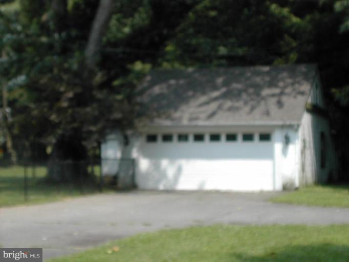 1006 Old Joppa Road Joppa, MD 21085 - Photo 2 of 13 Garage 1