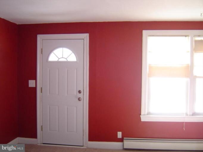 1006 Old Joppa Road Joppa, MD 21085 - Photo 11 of 13 Living Room