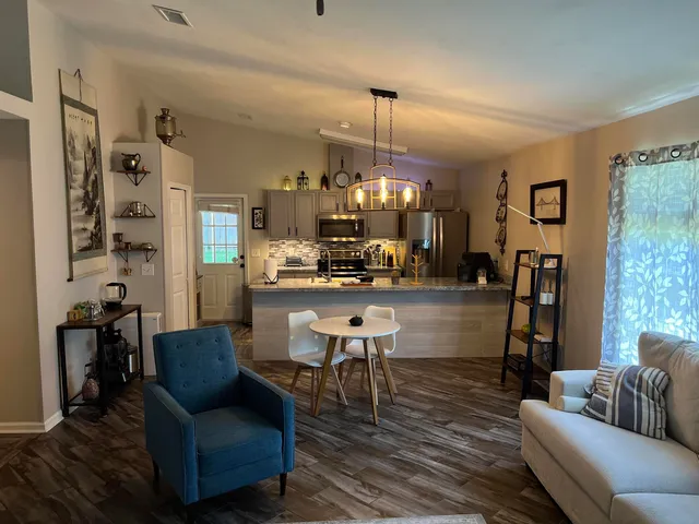 $2,200 | 8467 Hannary Drive, Tallahassee, FL 32312