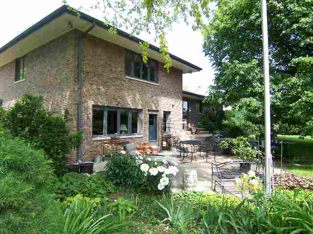 406 West Wolf Road Peoria, IL 61614 - Photo 8 of 9 Gallery Image 8
