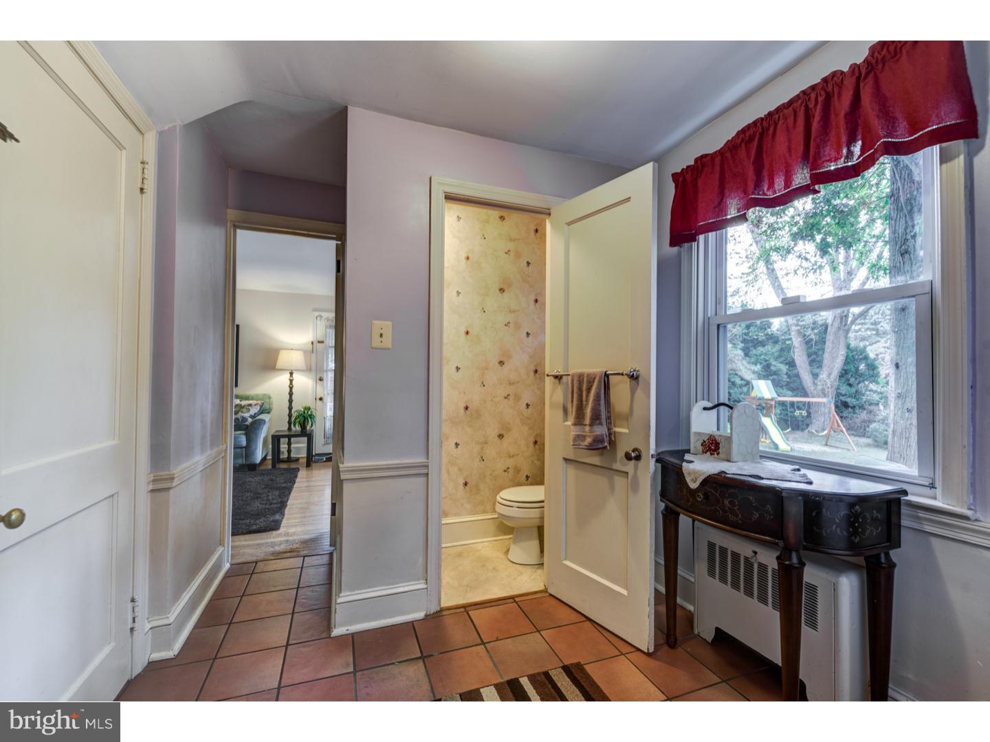 3416 Pine Road Huntingdon Valley, PA 19006 - Photo 11 of 25 Gallery Image 11