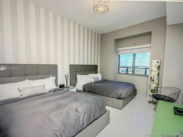 $575,000 | 1100 Biscayne Boulevard, Unit 4003, Miami, FL 33132
