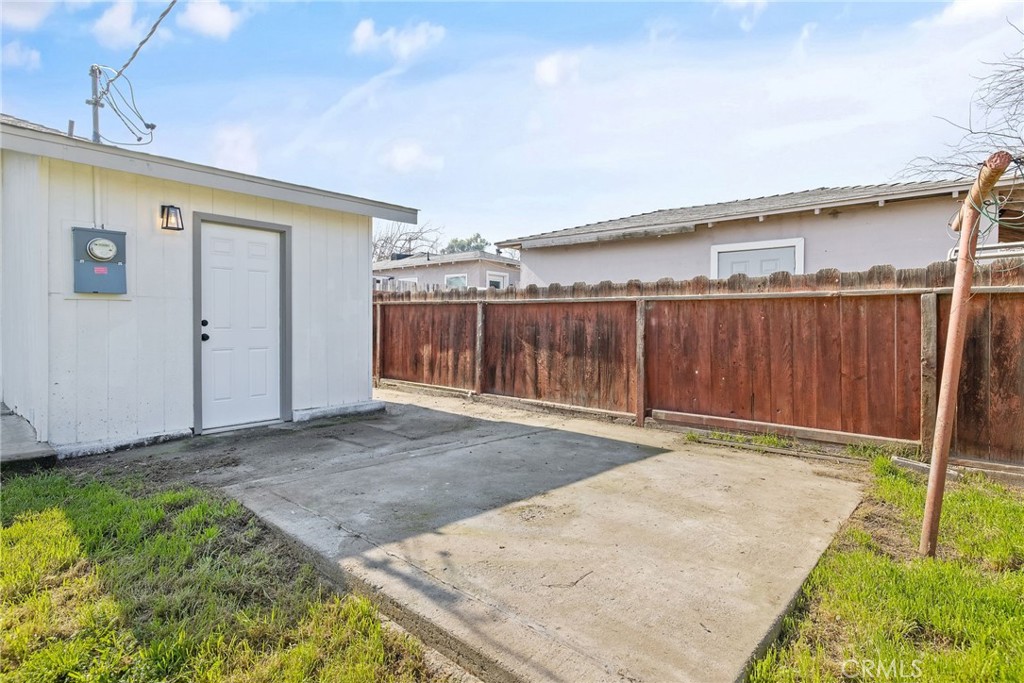 412 East Fairview Road Bakersfield, CA 93307 - Photo 28 of 28 a view of backyard with wooden fence