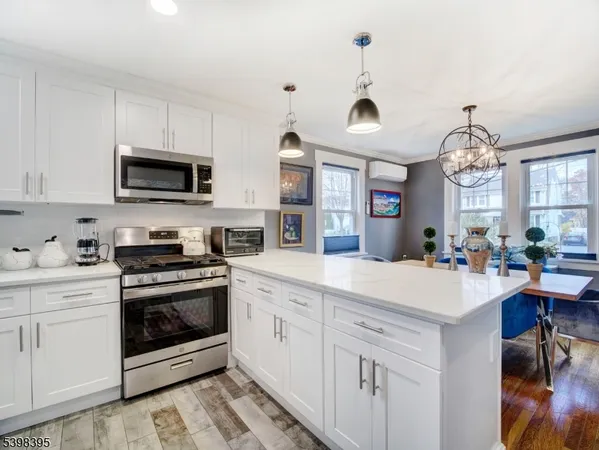 $645,000 | 38 Warner Avenue, Springfield, NJ 07081