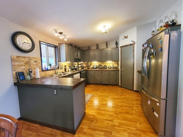 34616 North Madison Road Elk, WA 99009 - Photo 5 of 32