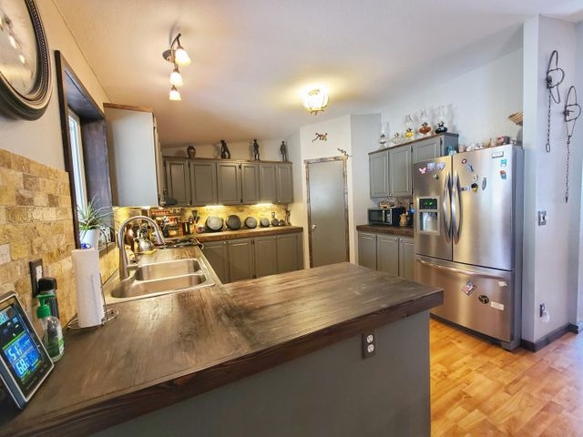 34616 North Madison Road Elk, WA 99009 - Photo 6 of 32